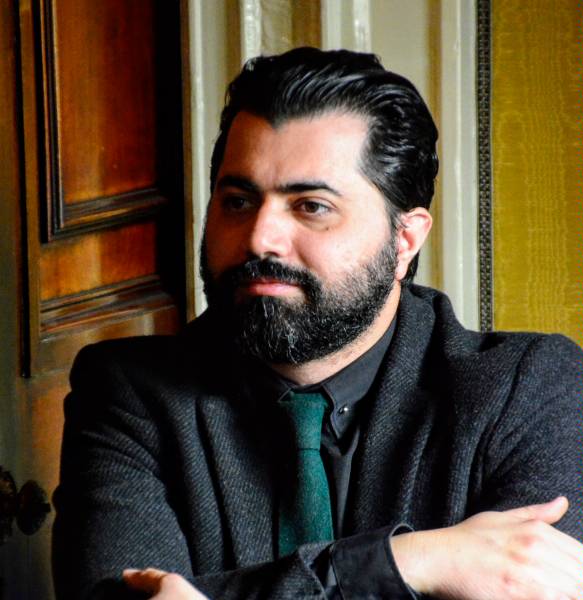 Dr Mehrdad Borna